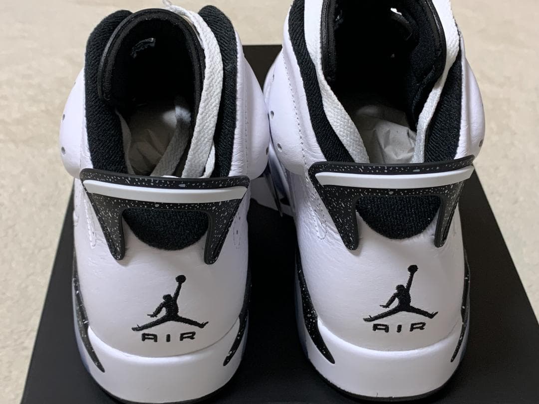 【新品】エア ジョーダン6【オレオ】ホワイト／ブラック 26cm ナイキ公式購入