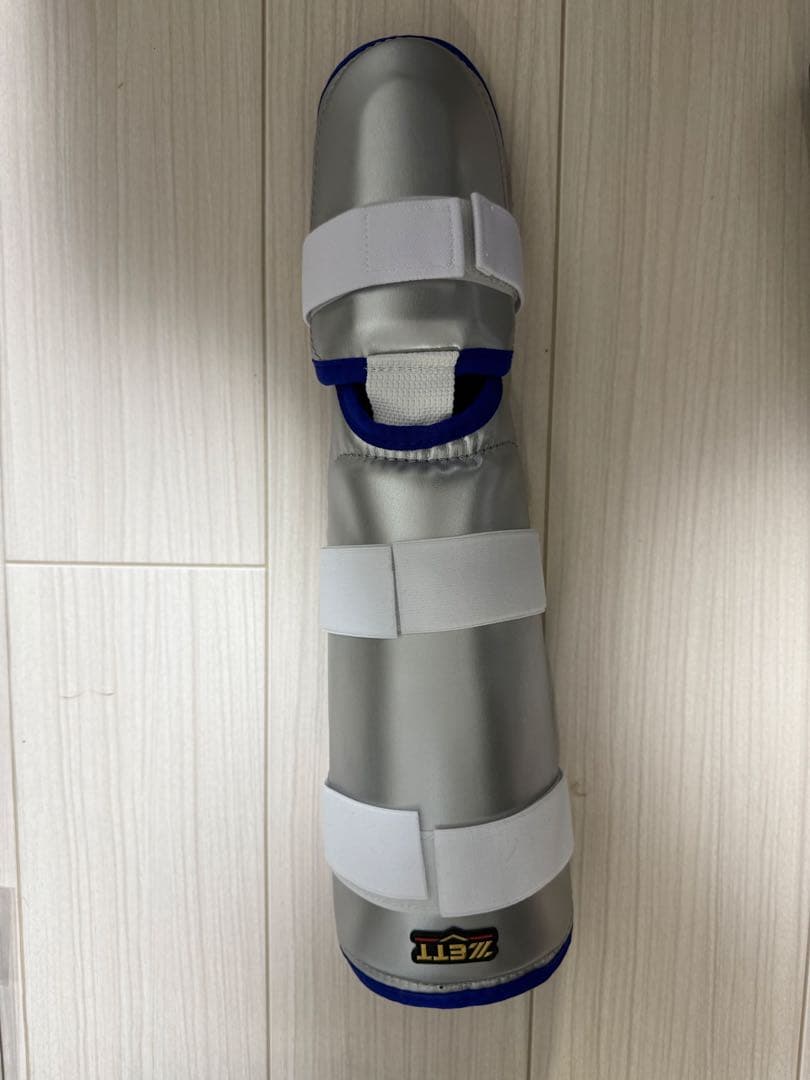 ZETT エルボーガード フットガード　 シルバー/ブルー