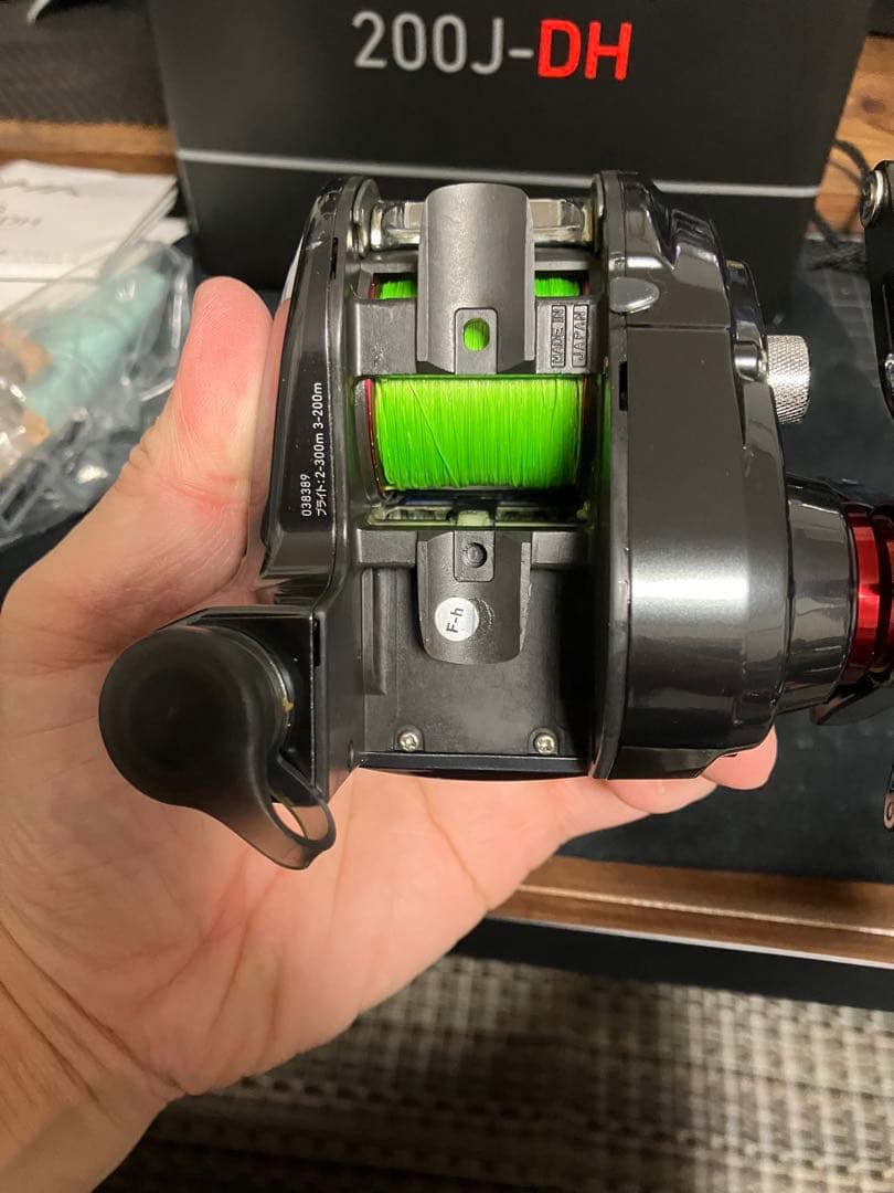 Daiwa SEABORG 200J-DH 電動リール　シーボーグ　レオブリッツ