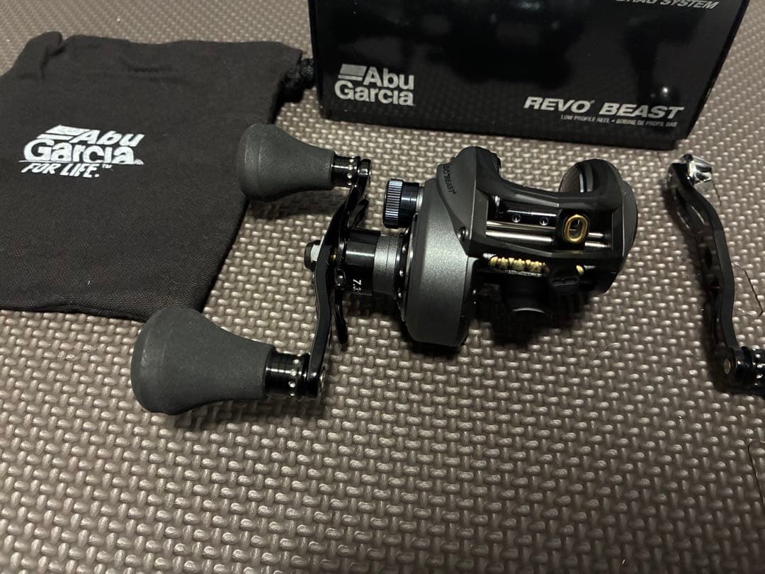 レボビースト　40HS