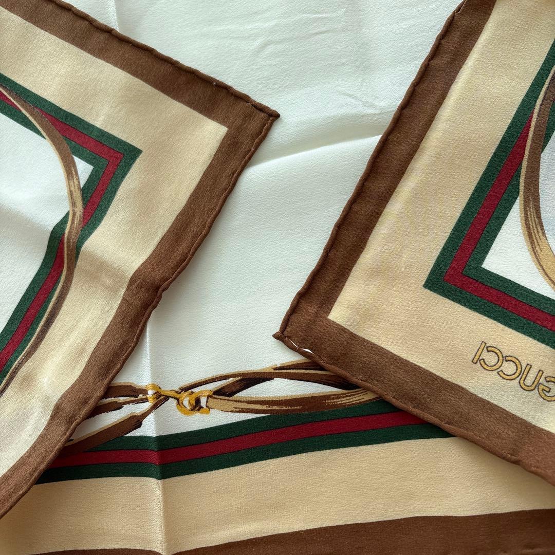 GUCCI シルク　ミニスカーフ　シェリーライン　犬　ドッグ　イタリア製　グッチ