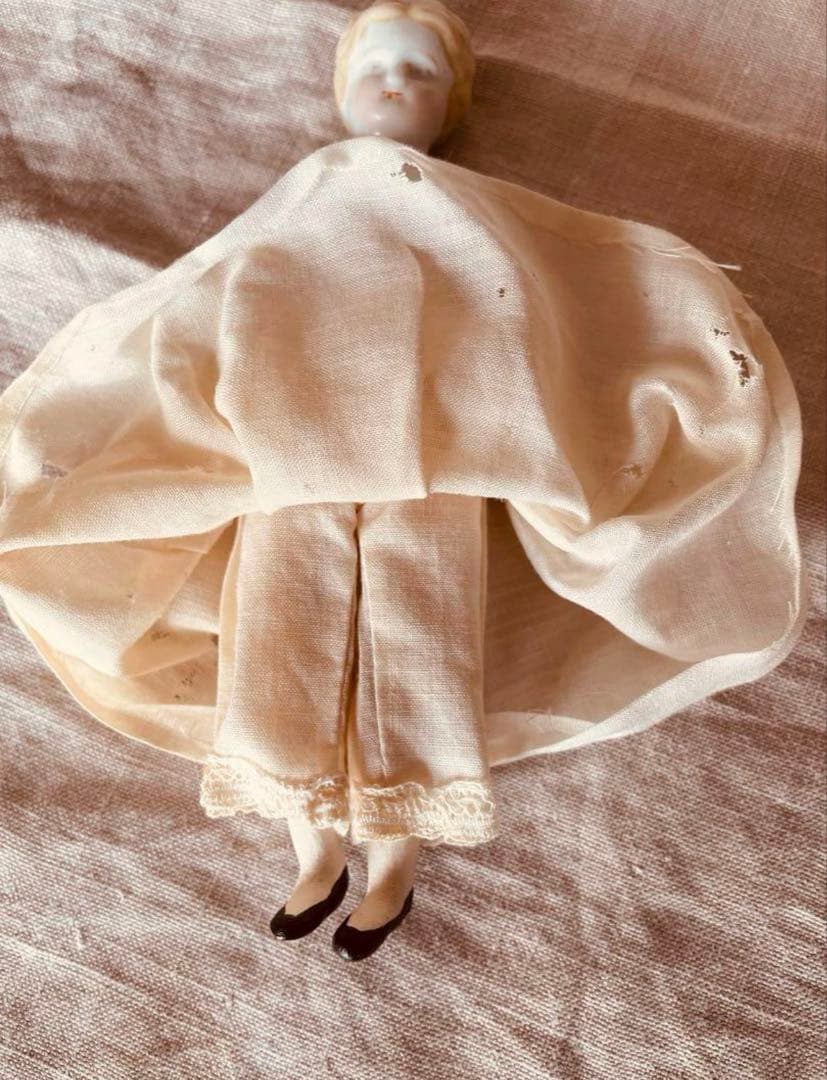 ⋆⑅˚₊ ドイツ　小さめ　チャイナヘッドドール　セット ドールチェア付き⋆⑅˚₊