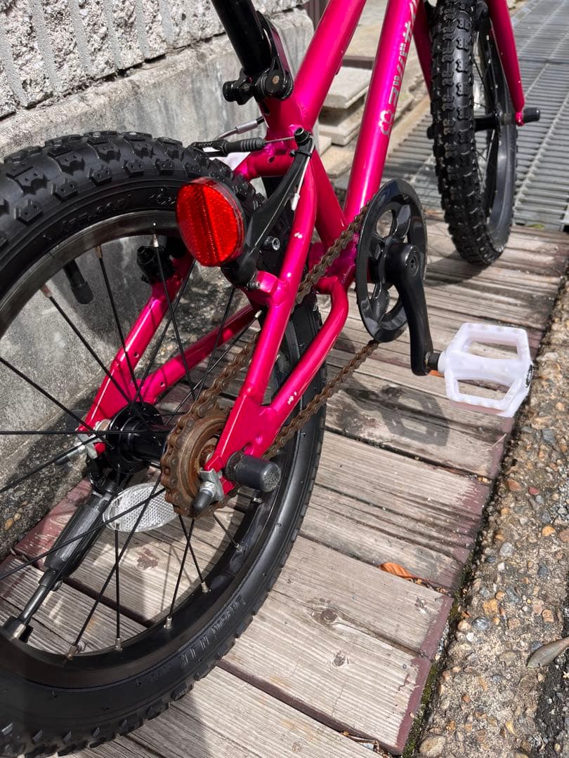 (送料込み)ヨツバサイクル 16インチ　クリスタルピンク