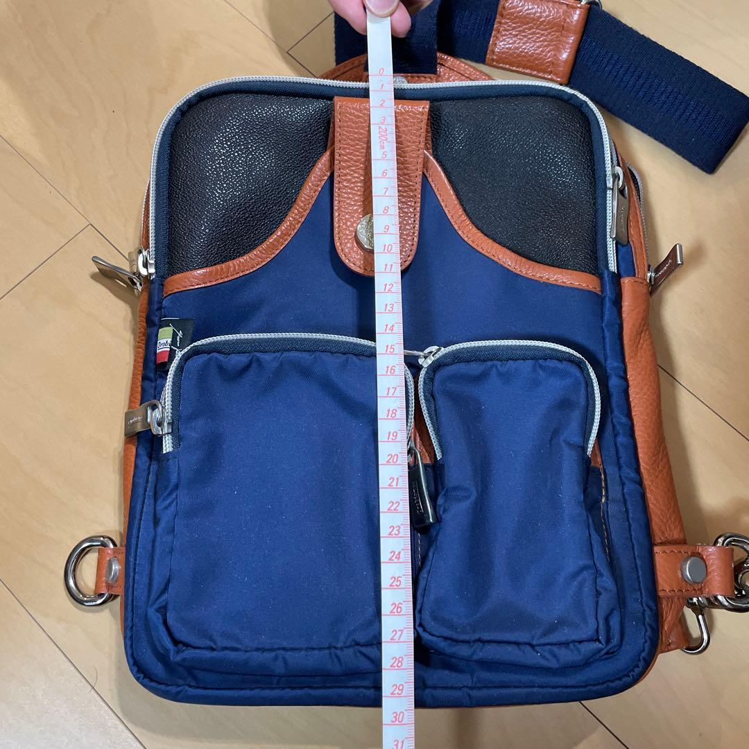 【まいたろー❤︎】Orobiancoオロビアンコネイビーとブラウンショルダー