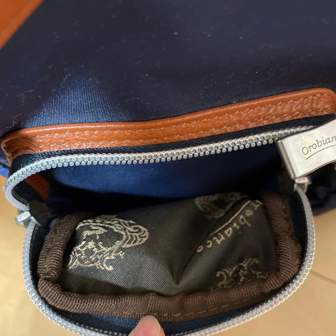 【まいたろー❤︎】Orobiancoオロビアンコネイビーとブラウンショルダー