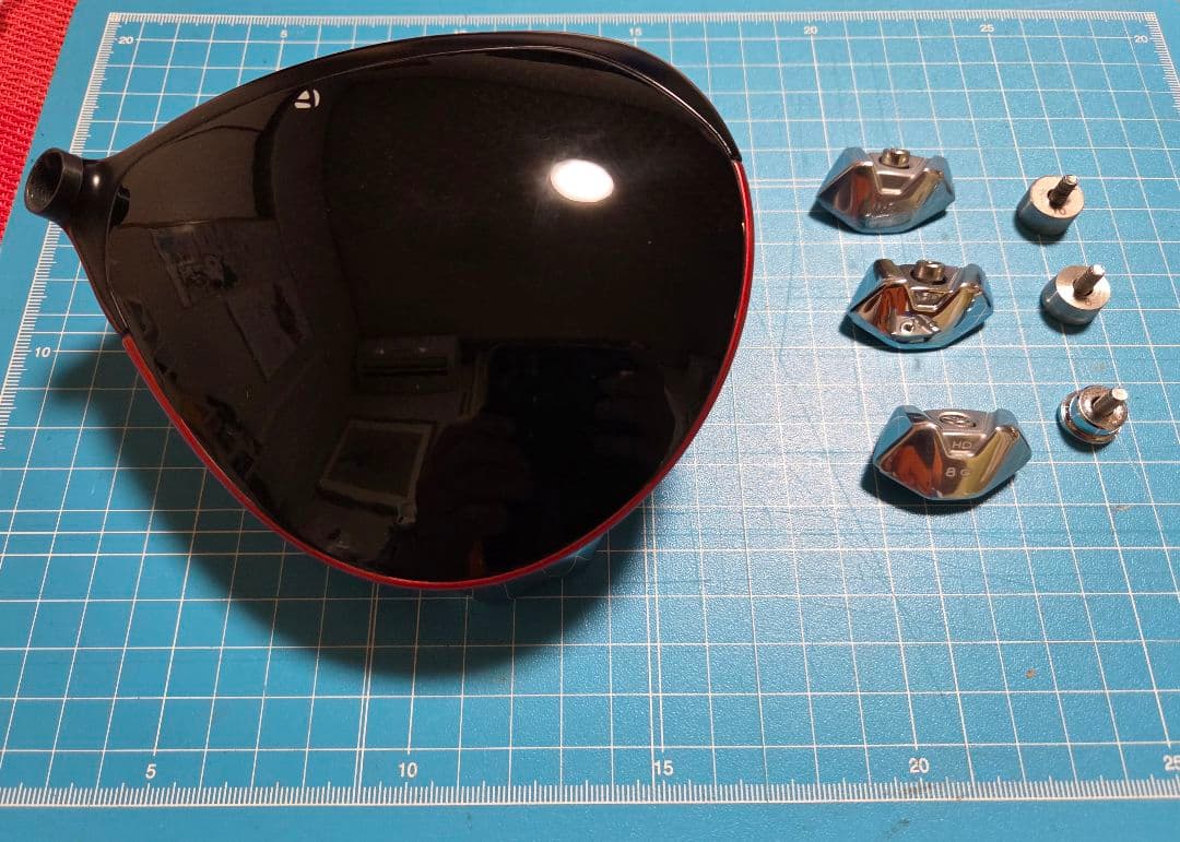 テーラーメイド STEALTH 2 ドライバーヘッド(交換ウェイト、カバー)