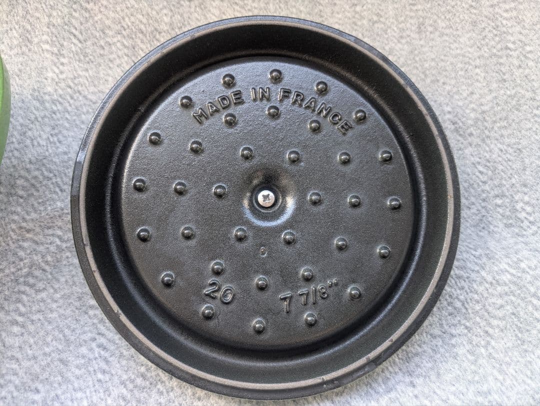 staub ピコココットラウンド　20 ライムグリーン