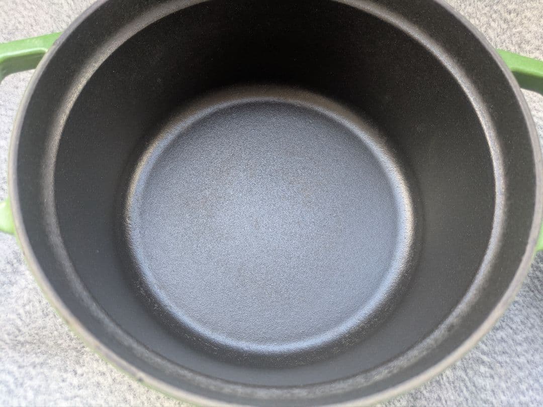 staub ピコココットラウンド　20 ライムグリーン