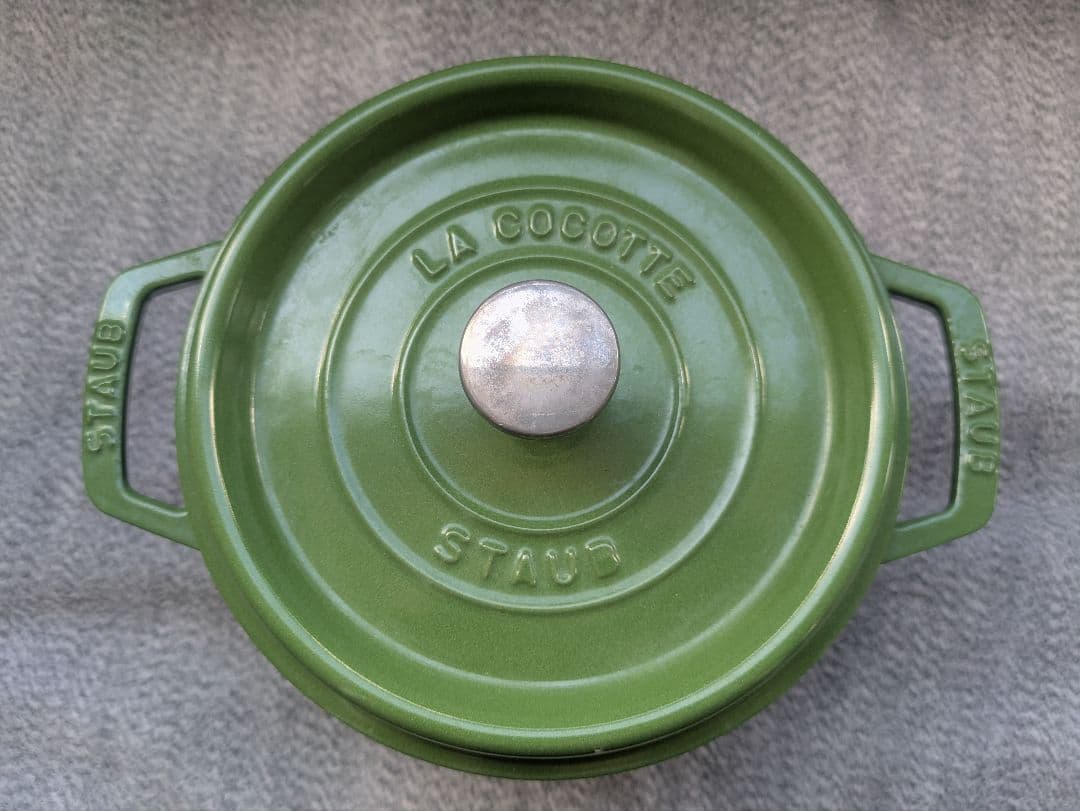 staub ピコココットラウンド　20 ライムグリーン