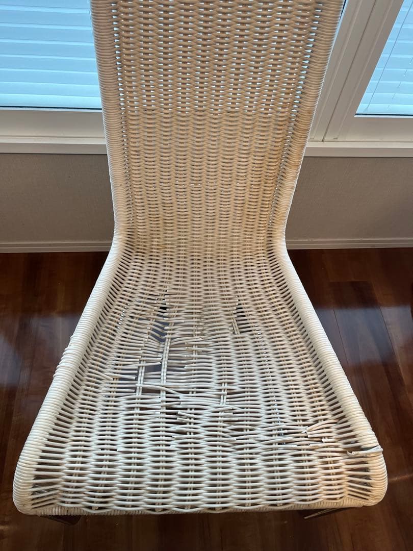 ②【座面に割れあり】 「TECTA テクタ」 B20チェア ホワイト　アクタス