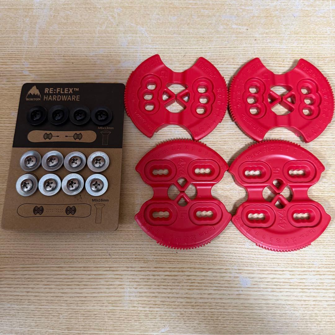 未使用　外箱付き　BURTON バートン CUSTOM カスタム　バインディング