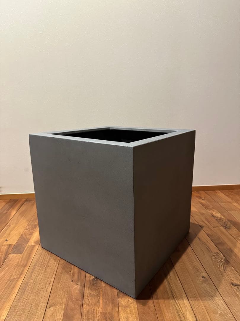 YAMATEI KONTON MAGNUSマグナスキュビ 直径40cmグレー　鉢