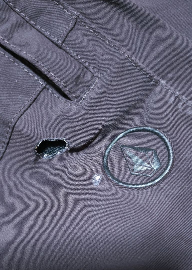 【VOLCOM ボルコム】ビブパンツ スノーボードウェアパンツ ゴアテックス