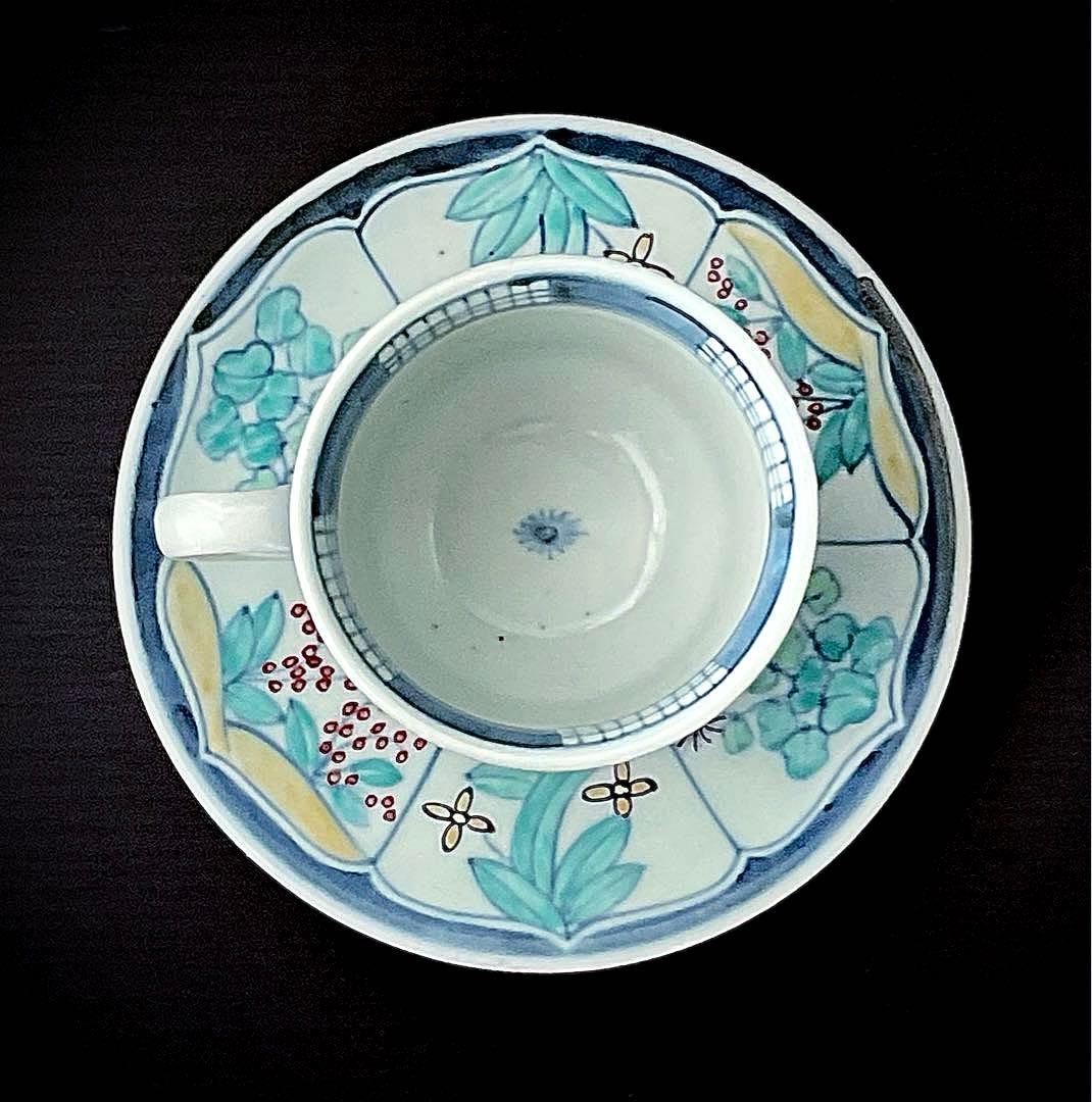 №870 佐藤走波（六代） 珈琲碗皿 染錦 草花文【S特選・共箱入