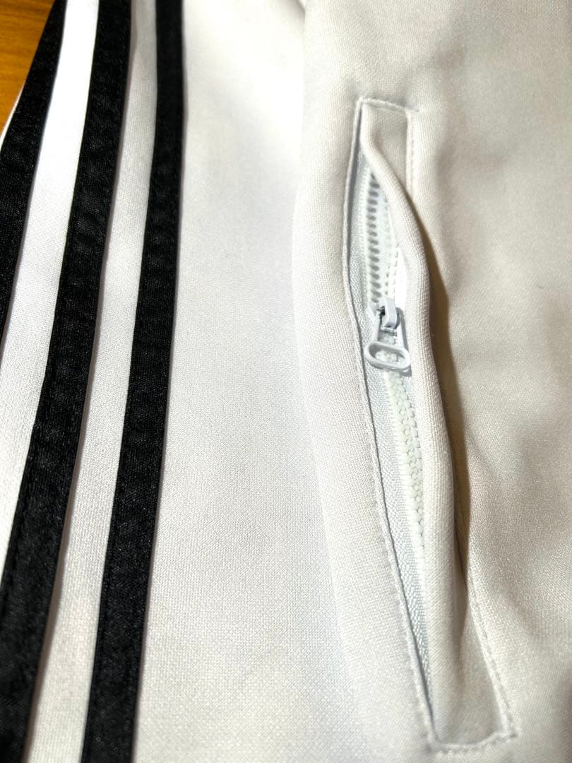 【美品】レアルマドリード Ｌサイズ　フルジップジャージ