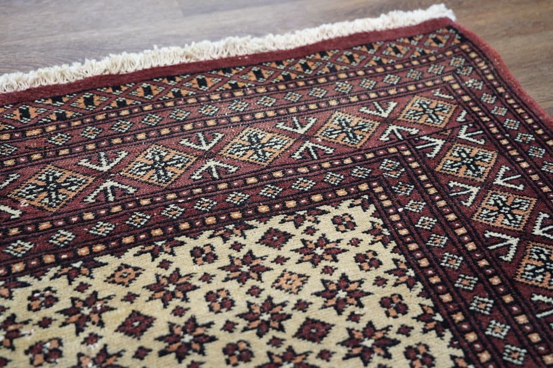 ヴィンテージラグ　パキスタン　トライバルラグ　手織り絨毯　ウール　コットン