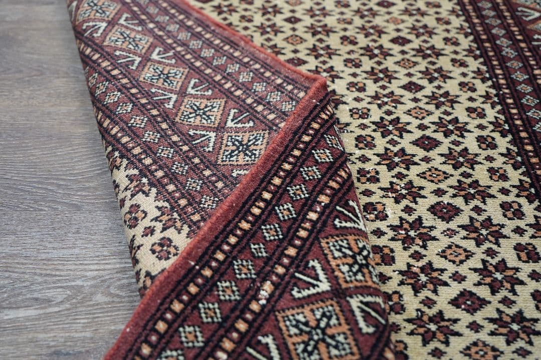 ヴィンテージラグ　パキスタン　トライバルラグ　手織り絨毯　ウール　コットン