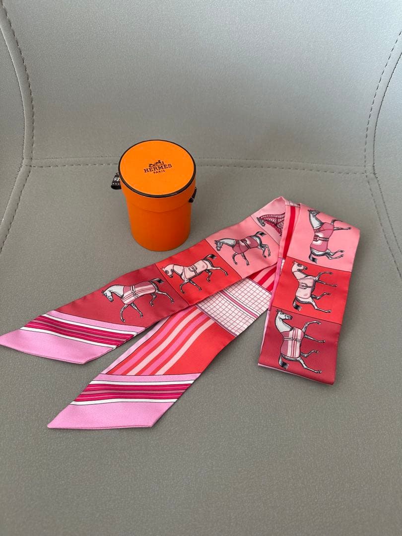 新品未使用【HERMES】ツイリー 馬柄