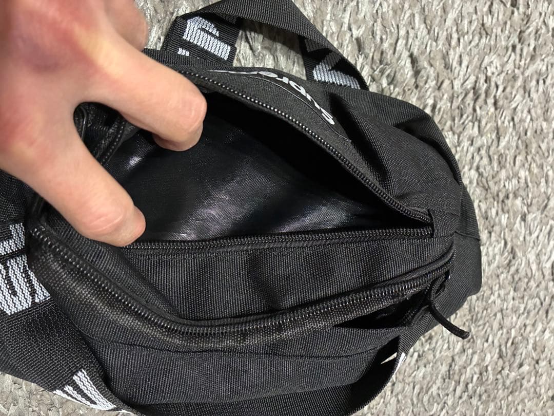 【美品】Supreme ショルダーバッグ 黒