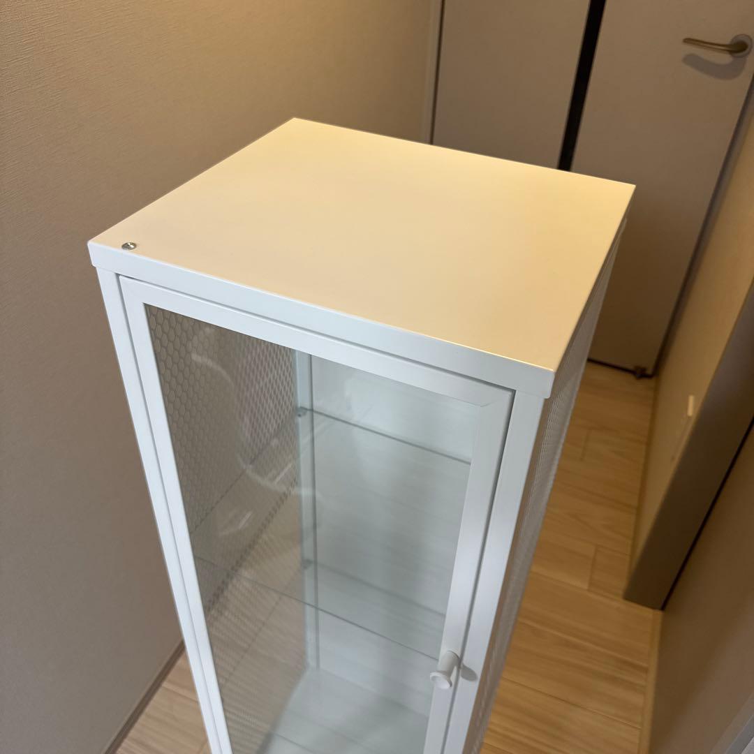 IKEA BAGGEBO バッゲボー ガラス扉 キャビネット 完成品 - メルカリ