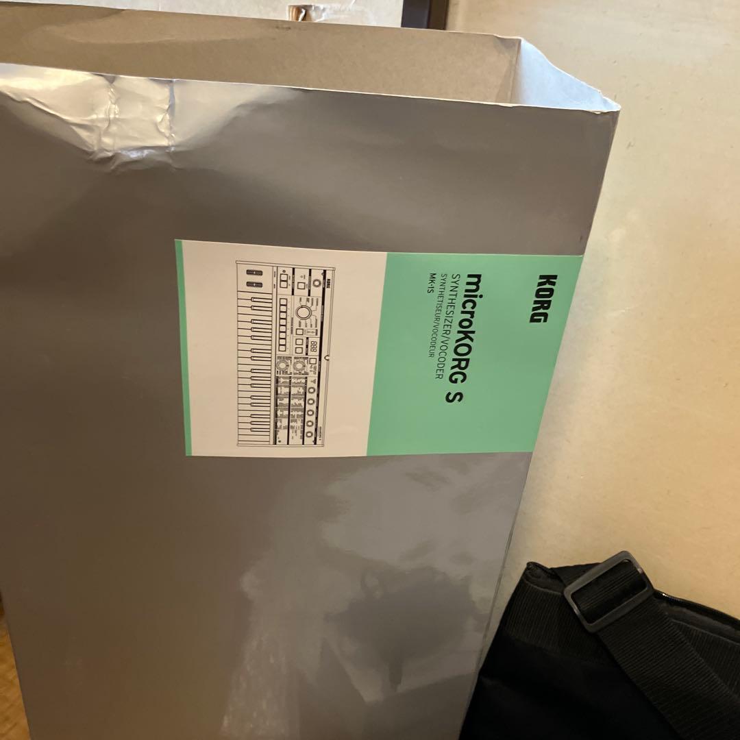 KORG microKORG S シンセサイザー 箱付き 新同 キャリーケース付