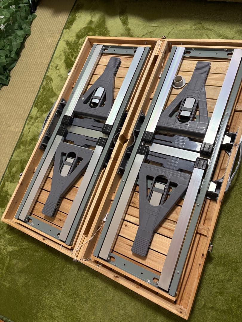 ピクニックテーブル　折りたたみテーブル　アウトドアテーブル