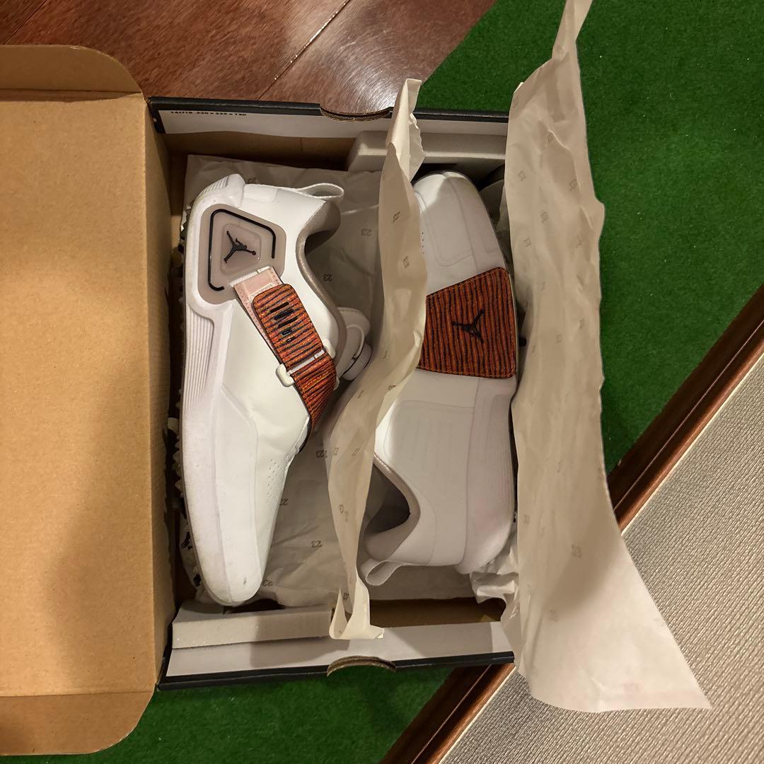 Jordan エアレブ　(男性用) ゴルフシューズ