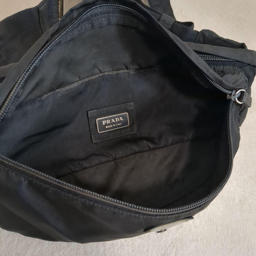 PRADA ボディバッグ ブラック テスートナイロン 三角ロゴ ウエストポーチ
