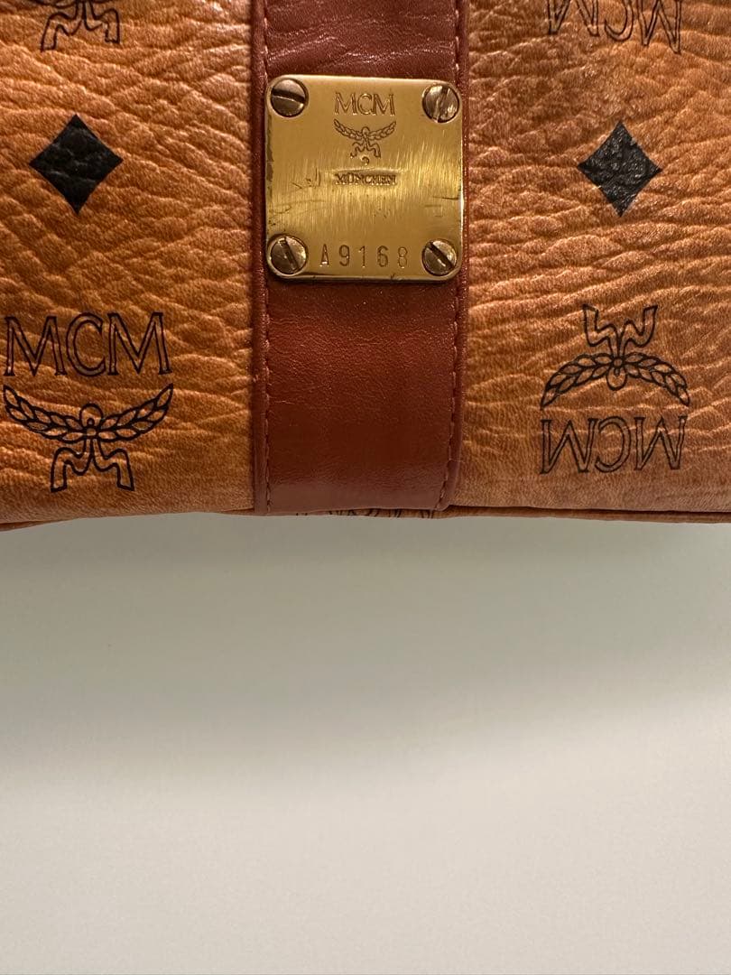 MCM レザー　ベルトバッグ　ボディバッグ