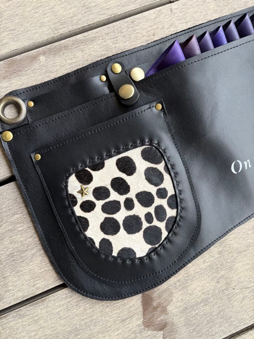 牛革ブラック、ハラコダルメシアンのエプロンシザーケース