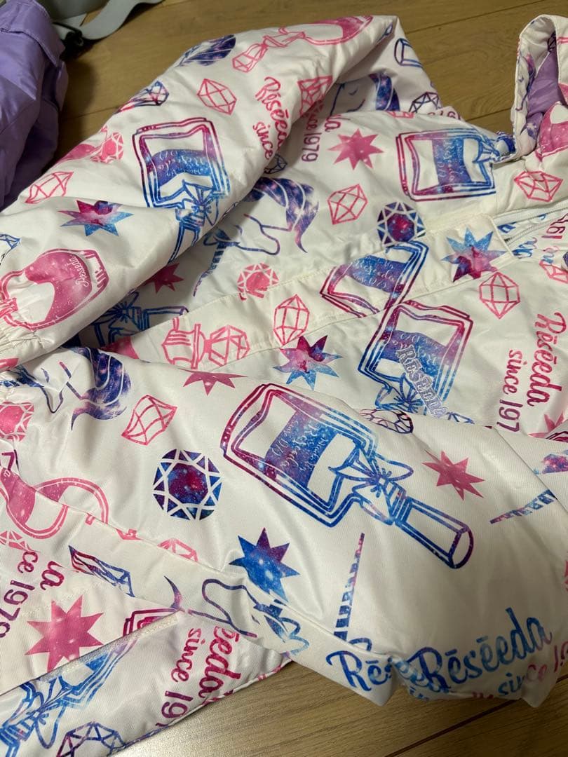 新品タグ付き スキーウェア 150