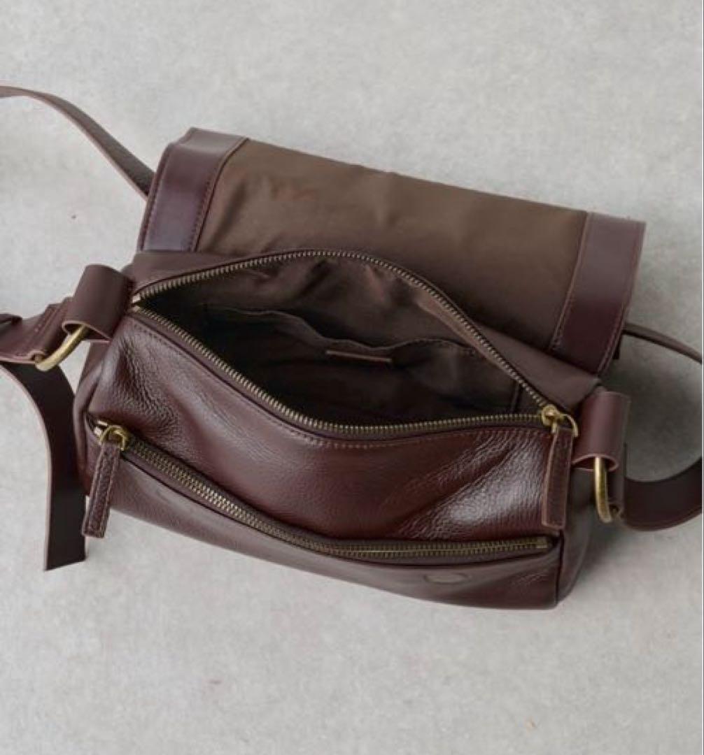 新品　BEARDSLEY ショルダーバッグ　レザーボディバッグ　12月購入品　茶