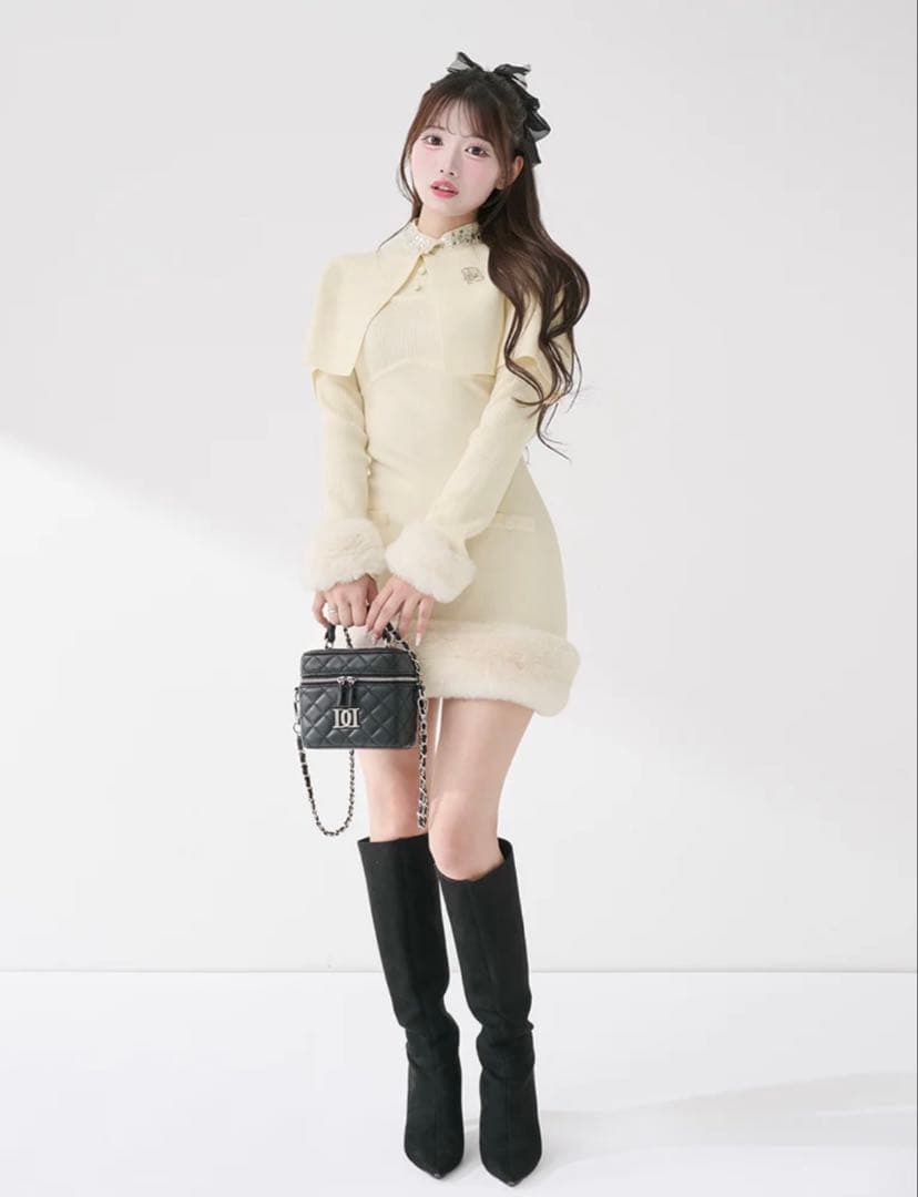 Darich ダーリッチ　ビジューケープニットミニワンピース　IVO アイボリー