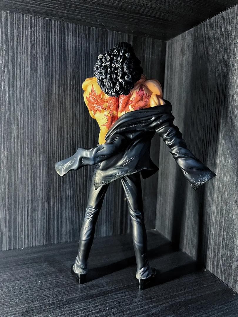 ワンピース 殺戮兵器 ロブ・ルッチ フィギュア ガレージキット pop