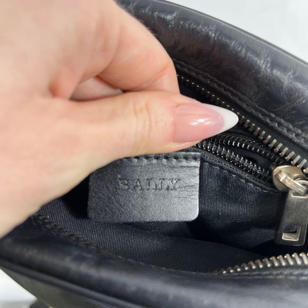 Bally バリー　レザー ショルダーバッグ　ブラック