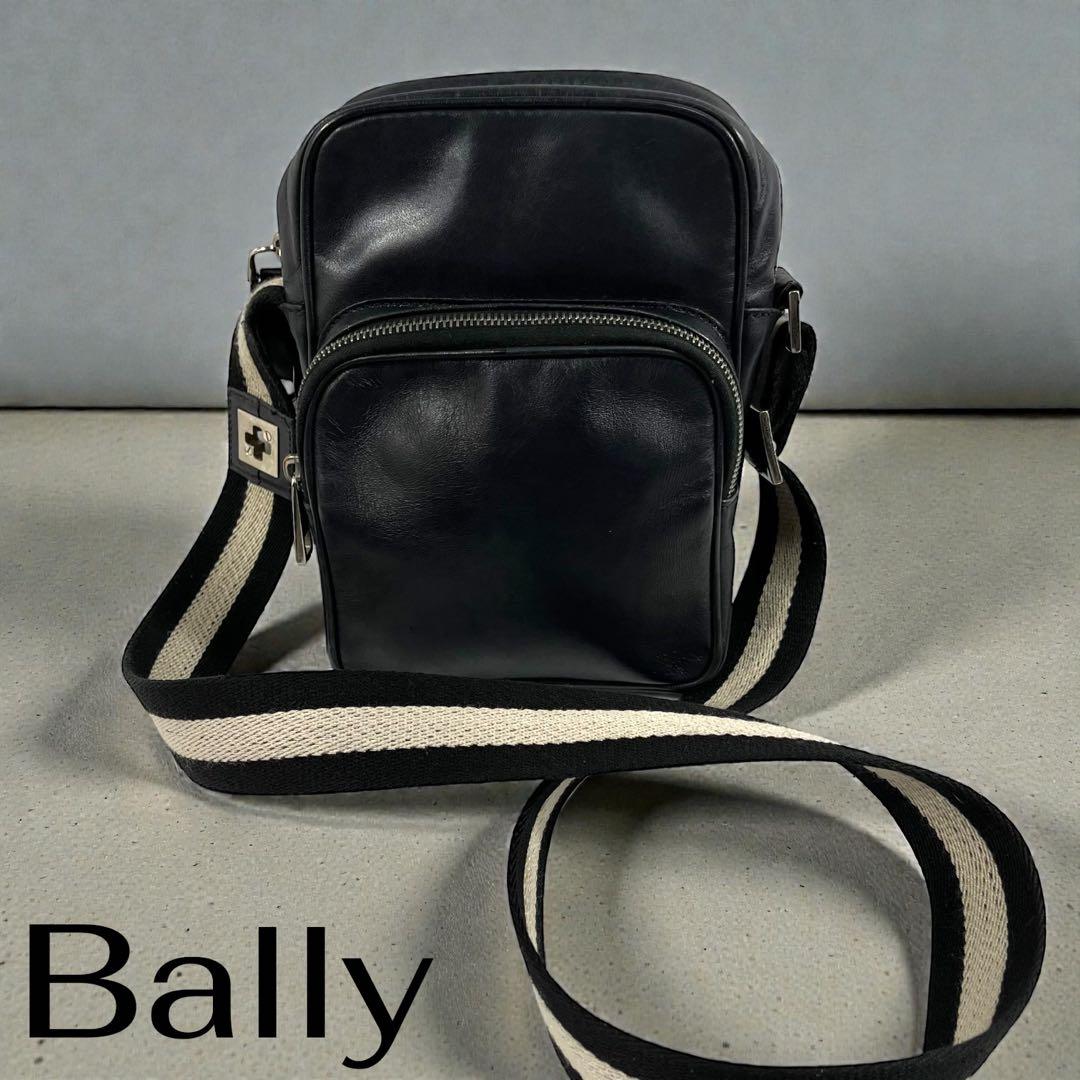 Bally バリー　レザー ショルダーバッグ　ブラック