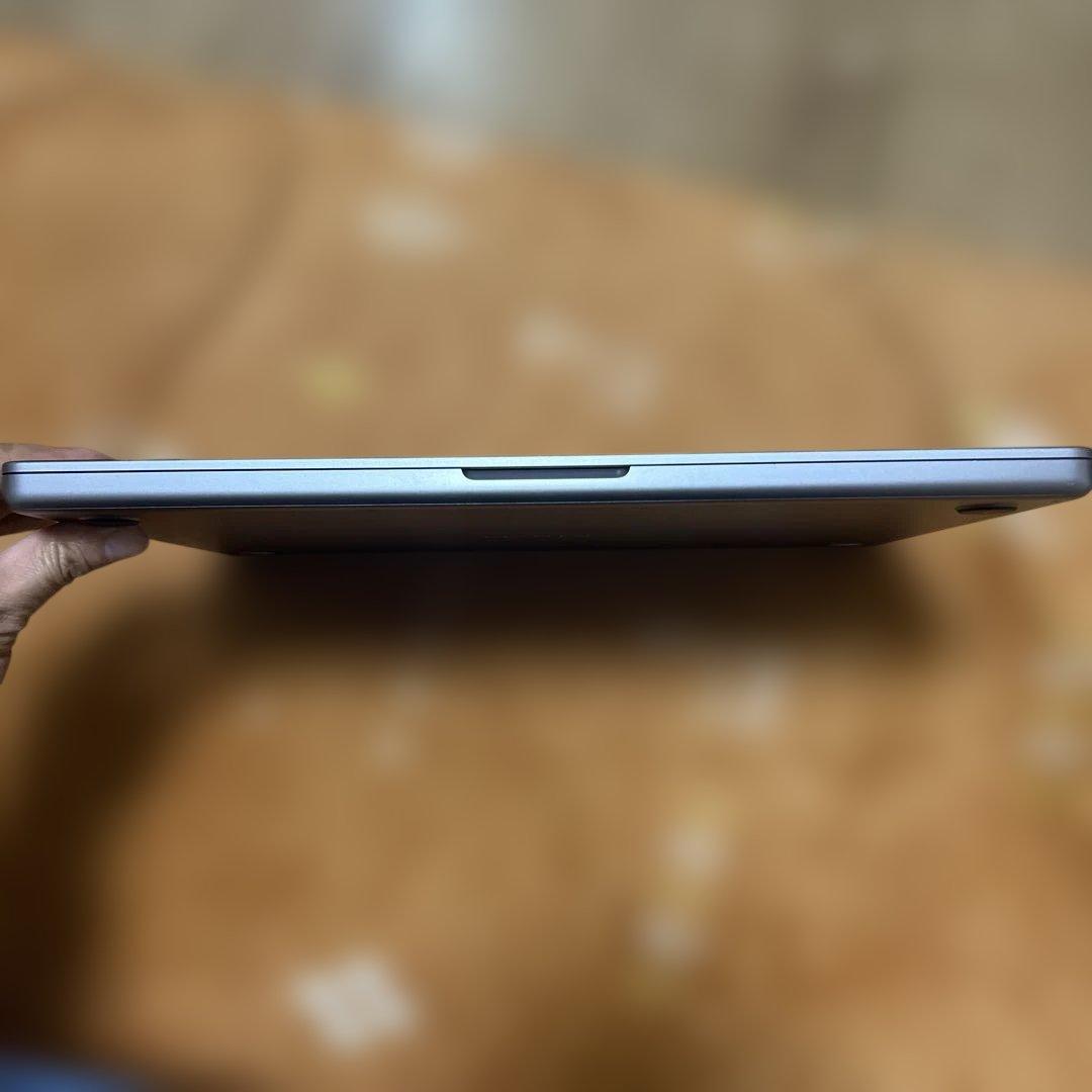 快速MacBook Pro M1 32GB 16core 500GB