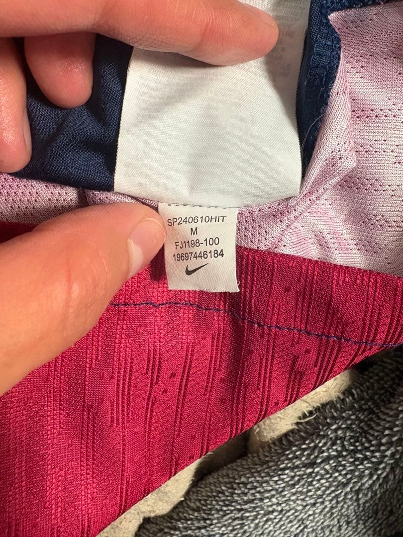 バルセロナ　ヤマル　ユニフォーム