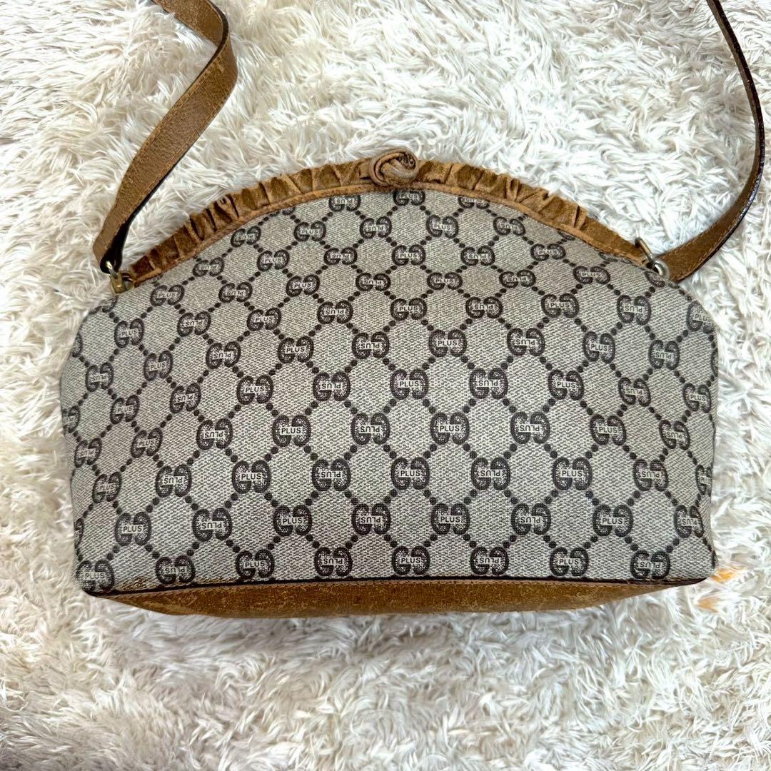 美品】GUCCIプラス ショルダーバッグ がま口 ベージュ スプリーム GG柄