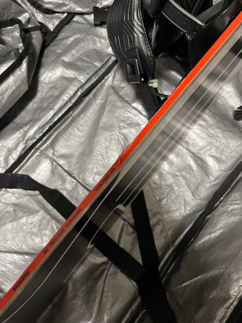 BATALEON スノーボード 赤/オレンジ/黒