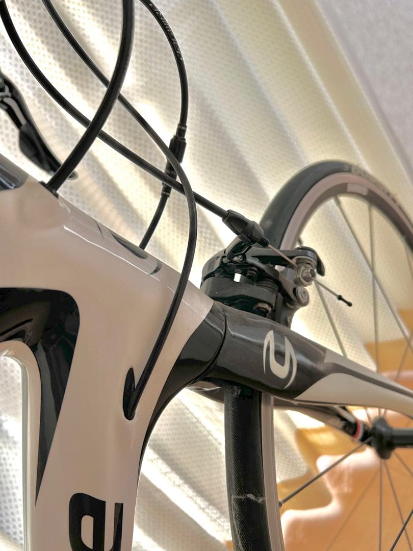 キャノンデール　synapse carbon5 105 2015年モデル