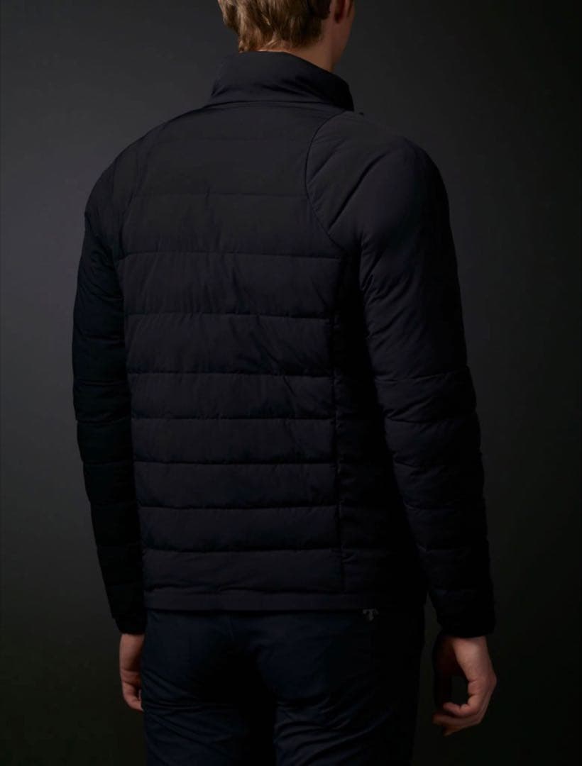 美品 DESCENTE GOLF ストレッチ 中わたジャケット デサント ゴルフ