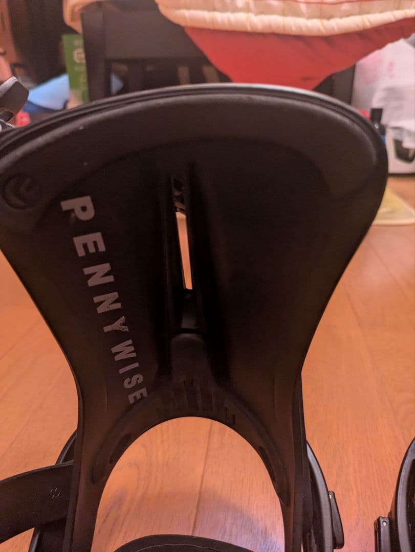 Flux ビンディング Sサイズ Pennywiseモデル