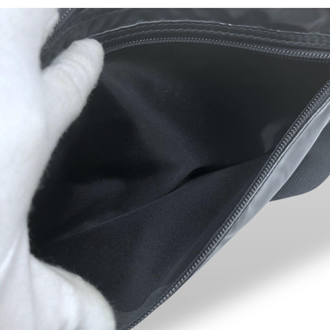 【極美品】HUNTING WORLD ショルダーバッグ　バチュークロス ブラック