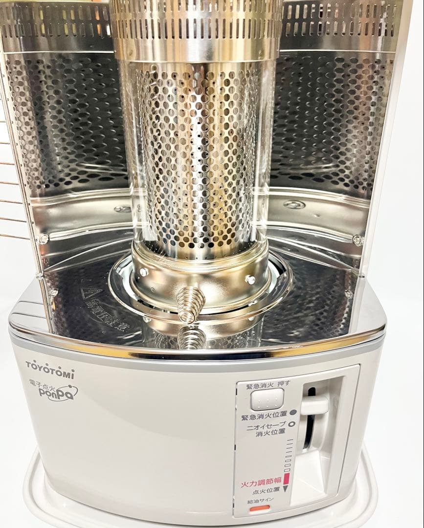 あじさい　未使用品展示品トヨトミ石油ストーブRS-H29N