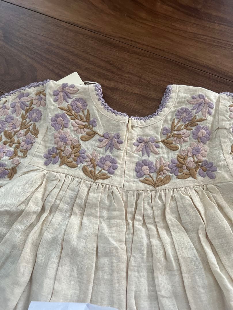 新品未使用　Apolina MTO stevie dress 5-7y