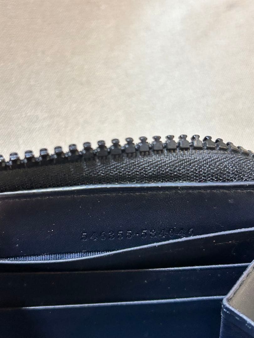 GUCCI グッチ　長財布　GGブルームス　ラウンドファスナー