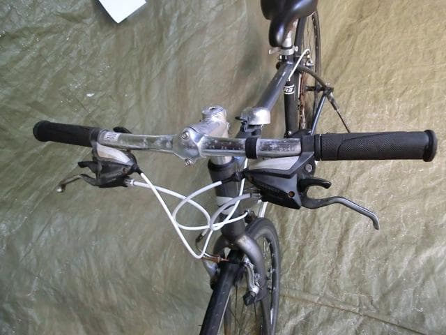 42：GIANT ESCAPE クロスバイク　ジャンク　引取限定：埼玉県所沢市
