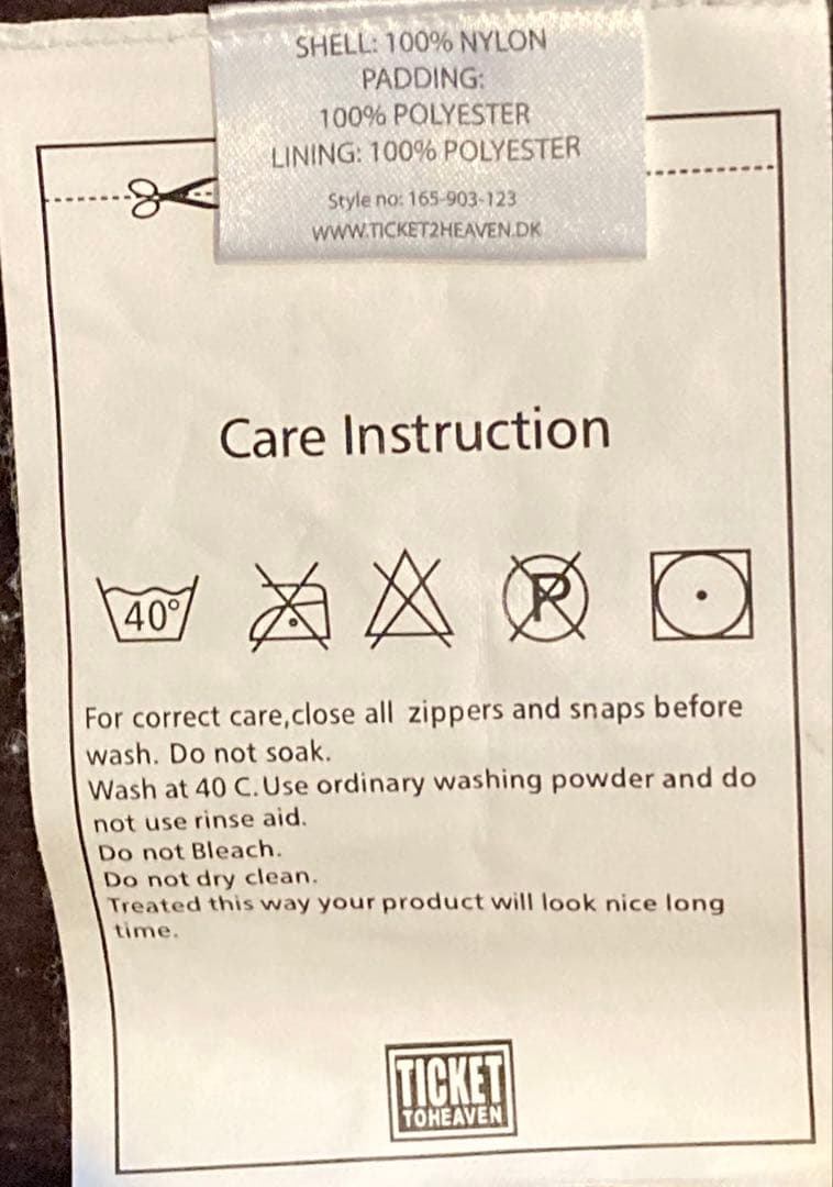 子ども用スキーウェア　パープルダウンジャケットとオーバーオールセット