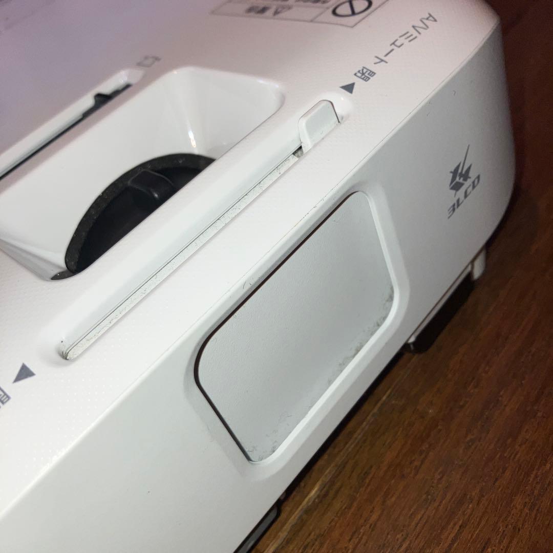 EPSON EB-S05 プロジェクター本体